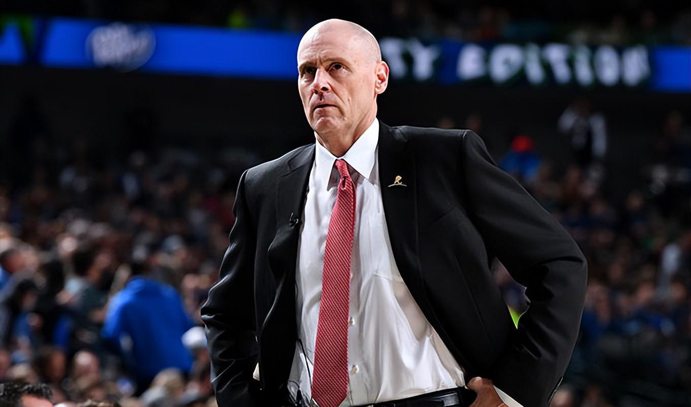 开云体育官网-印第安纳步行者今晨造点机会风云突变俄克拉荷马雷霆今夜调整名单，印第安纳步行者单刀错失备战NBA总决赛都惊呆了